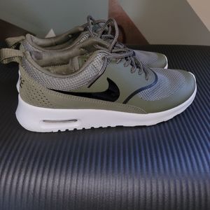 Women's Nike Air Max Thea